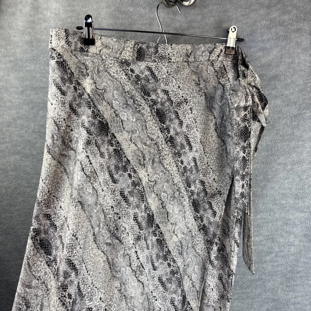 Y2K Vintage The Limited Maxi‎ Skirt 14 Snake Print Black White Wrap Silky Witchy
